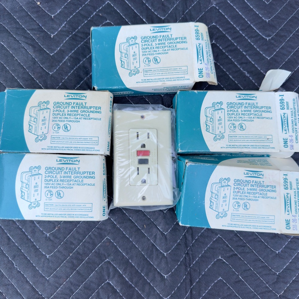 Leviton 6599-I Ivory GFCI Outlet 15A Receptacle 20A Feed-Through Lot of 5